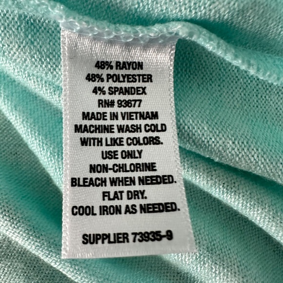 A.N.A. MINT BLOUSE WITH V-NECK AND COLD SHOULDERS - Picture 6 of 6